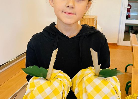 Jesienne ozdoby złotych rączek. grafika