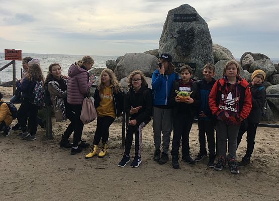 Wycieczka klas 4a i 5a  na Hel   grafika
