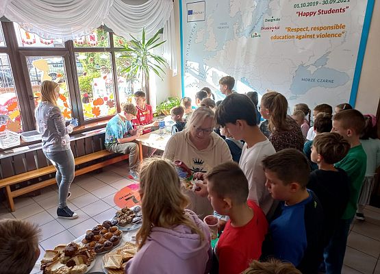 Kiermasz charytatywny grafika