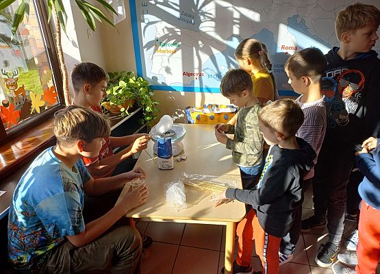 Kiermasz charytatywny grafika