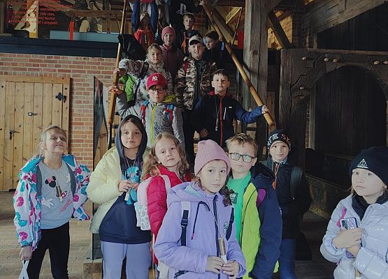 Wycieczka kaszubska klas trzecich – Swołowo grafika