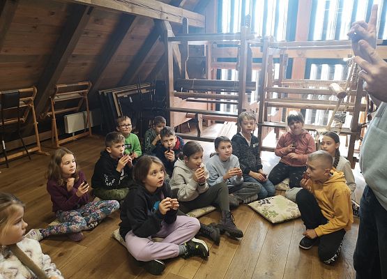 Wycieczka kaszubska klas trzecich – Swołowo grafika