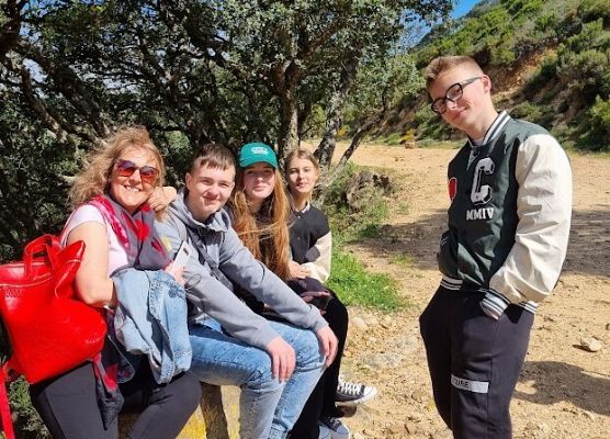 hAAPy students - Hiszpania grafika