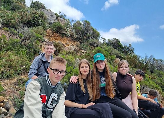 hAAPy students - Hiszpania grafika