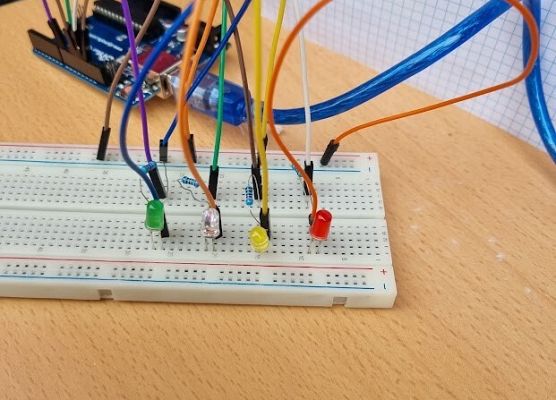 hAAPy students - Hiszpania grafika