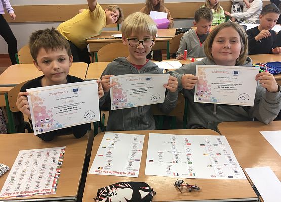 Codeweek 2022 grafika