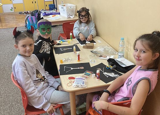 Halloween by Happy Kids grafika