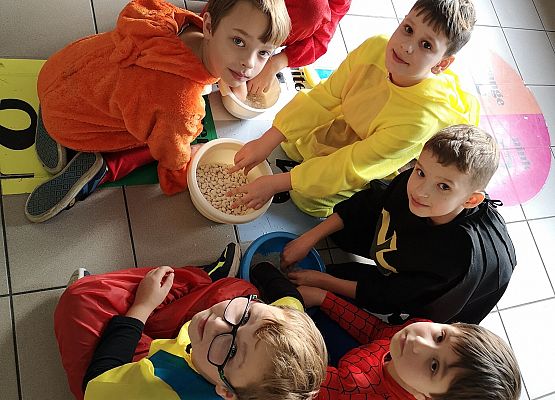 W bajkowej krainie SJSP grafika