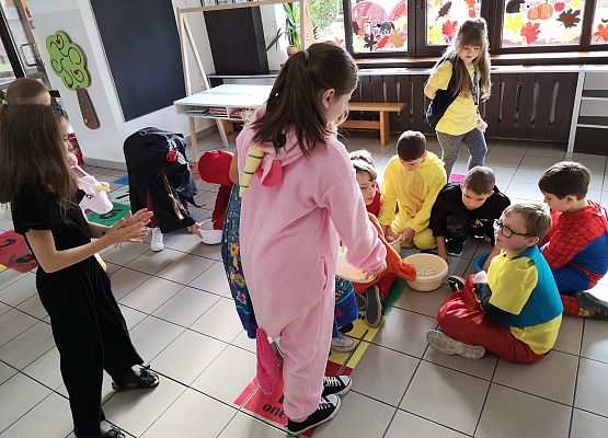 W bajkowej krainie SJSP grafika