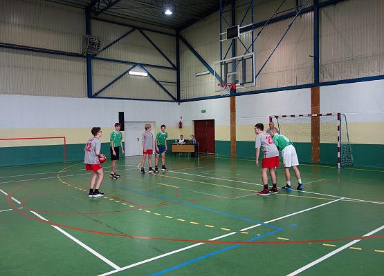 Tytuł wicemistrza Lęborka dla naszej koszykarskiej drużyny chłopców  grafika