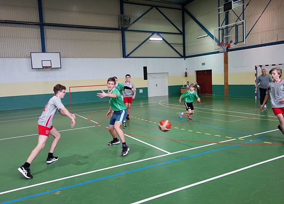 Tytuł wicemistrza Lęborka dla naszej koszykarskiej drużyny chłopców  grafika