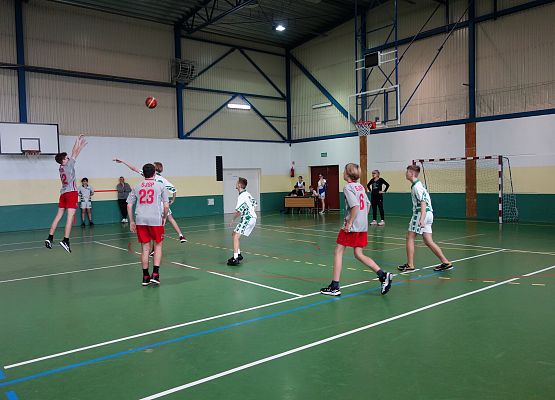 Tytuł wicemistrza Lęborka dla naszej koszykarskiej drużyny chłopców  grafika