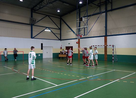 Tytuł wicemistrza Lęborka dla naszej koszykarskiej drużyny chłopców  grafika