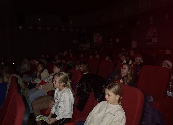 Mikołajkowy seans filmowy w kinie Fregata - fotorelacja z wyjścia klas 1-3 grafika