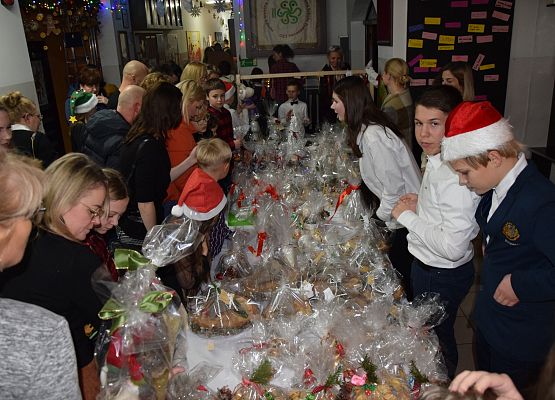 Wieczornica Bożonarodzeniowa połączona z kiermaszem świątecznymn i licytacją grafika