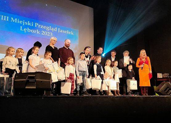 Nagrody w Powiatowym Konkursie "Lęborska Maska Jasełkowa" grafika