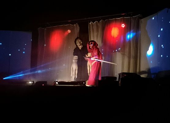 Mała zielona planeta - A Small Green Planet grafika