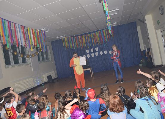 Bal karnawałowy w klasach młodszych grafika