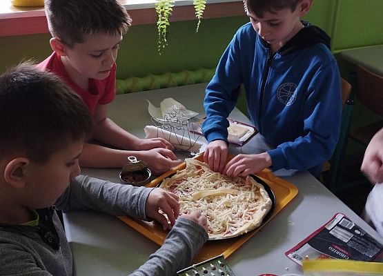 Dzień Pizzy w klasie 3b grafika