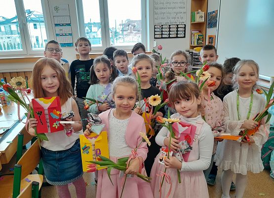 DZIEŃ KOBIET grafika