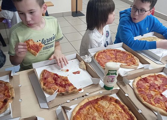 Nocka w szkole klasy IV grafika