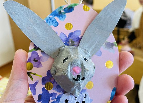 Portrety zajączków w wykonaniu Złotych Rączek. grafika