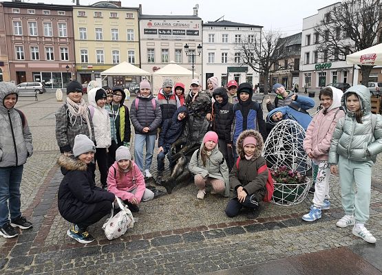 Wycieczka kaszubska klas trzecich do Kościerzyny grafika