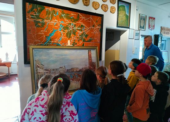 Wycieczka kaszubska klasy drugiej do Kartuz grafika