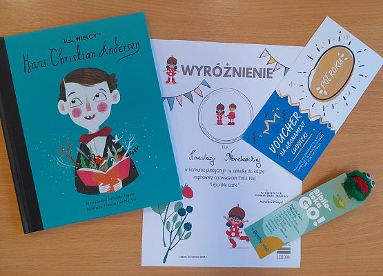 WYRÓŻNIENIE w Konkursie Plastycznym "Zakładka do książki" grafika