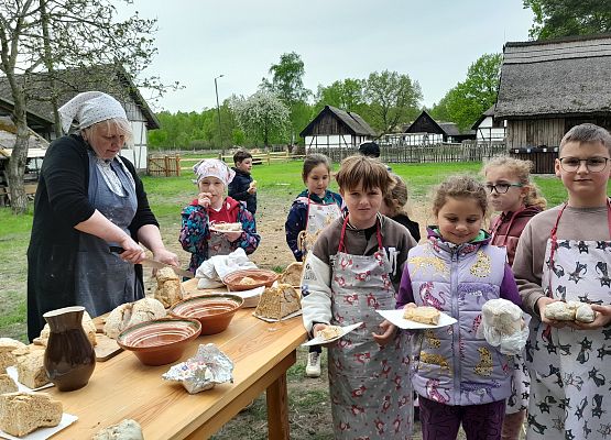 Wycieczka kaszubska - Kluki grafika