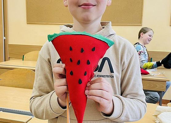 Pluszaki złotych rączek grafika