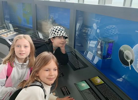 Wycieczka klasy drugiej do Oceanarium w Gdyni grafika