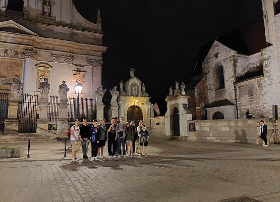 Relacja z wycieczki klasy 8a do Krakowa grafika