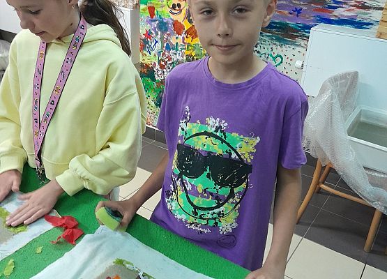 Warsztaty klas trzecich "Papier czerpany" grafika