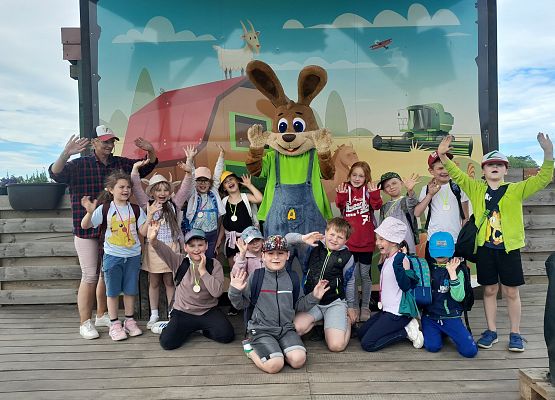 Klasa pierwsza na "Farmie Alexa" w Charbrowie grafika