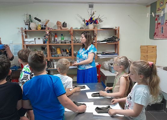 Warsztaty "Lepienie z gliny" grafika