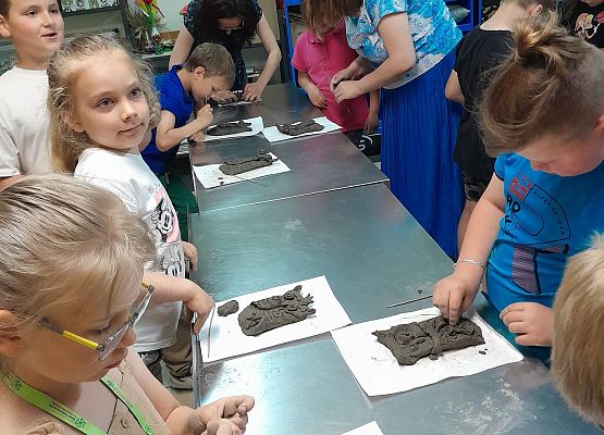 Warsztaty "Lepienie z gliny" grafika