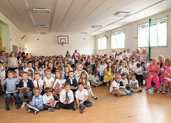 Uroczyste zakończenie roku szkolnego 2022/2023 grafika