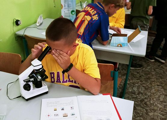 OBSERWACJE MIKROSKOPOWE NA LEKCJACH PRZYRODY grafika
