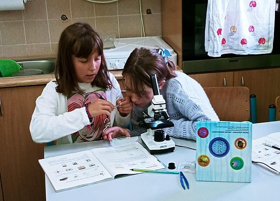 OBSERWACJE MIKROSKOPOWE NA LEKCJACH PRZYRODY grafika