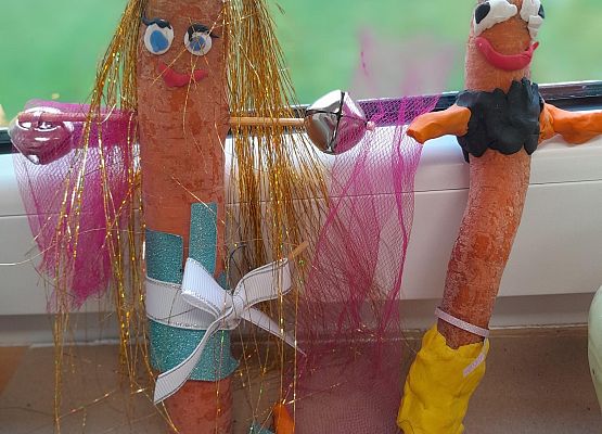 Drugoklasiści wykonali ciekawe kukiełki z warzyw grafika