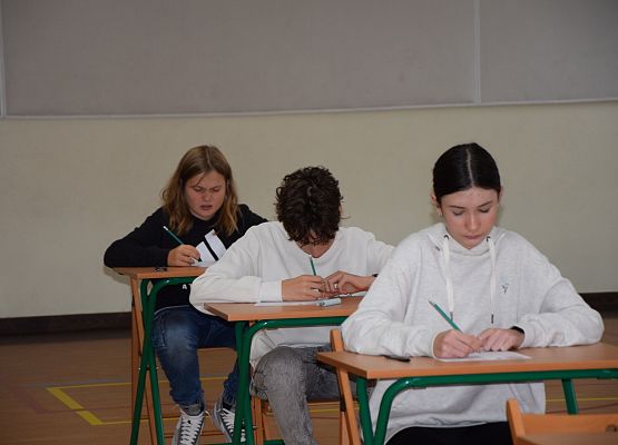 Konkurs „Multitest” j. niemiecki IV- VIII grafika