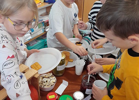 Klasowa spiżarnia grafika