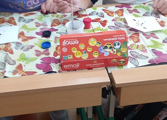 LEKCJA KLEKSOGRAFII W KLASIE IV A grafika