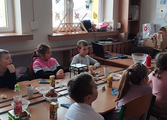 Andrzejki w klasie 1A grafika