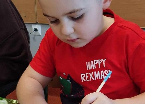 Ozdoby na kiermasz klasa 1A grafika