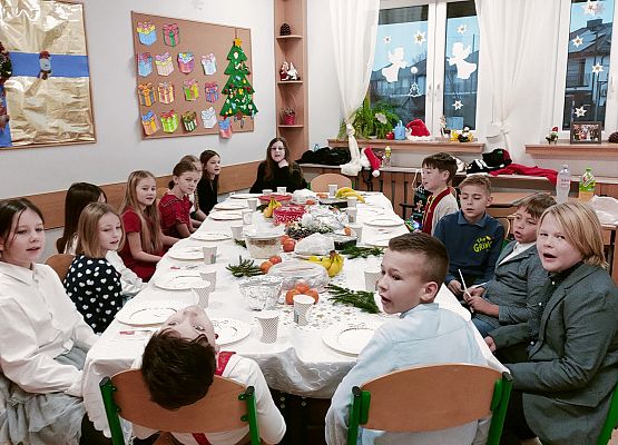 Wigilia w klasie trzeciej grafika
