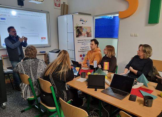 S.T.R.E.A.M.S. - Polska grafika