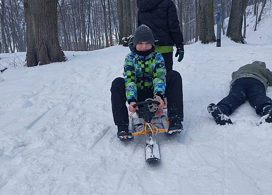 U nas na Wychowaniu Fizycznym istnie zimowe szaleństwo grafika