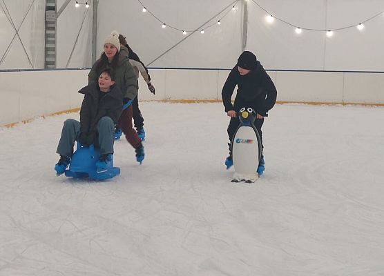 U nas na Wychowaniu Fizycznym istnie zimowe szaleństwo grafika